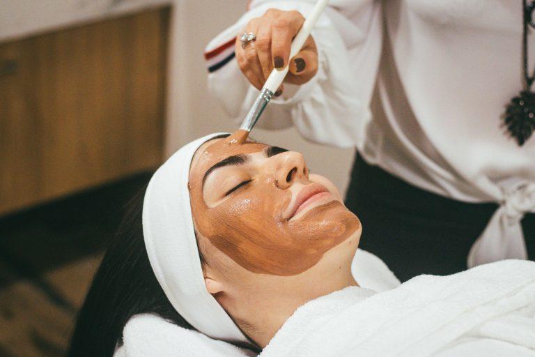 15 Face Packs For Dry Skin In Winter