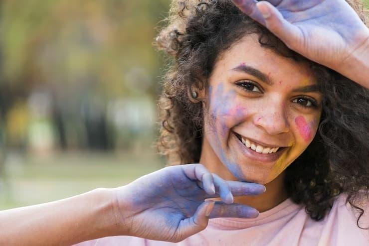 Pre & Post Holi Skincare Tips