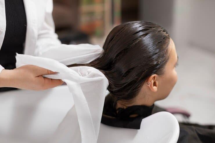 DIY Hair Masks For Dandruff