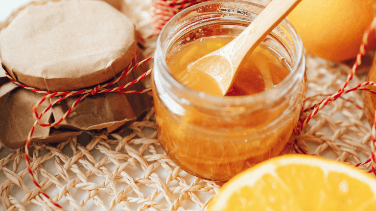 Lemon and honey for face