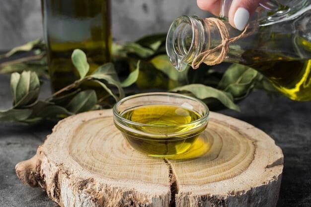 Olive Oil for Hair Benefits and Uses